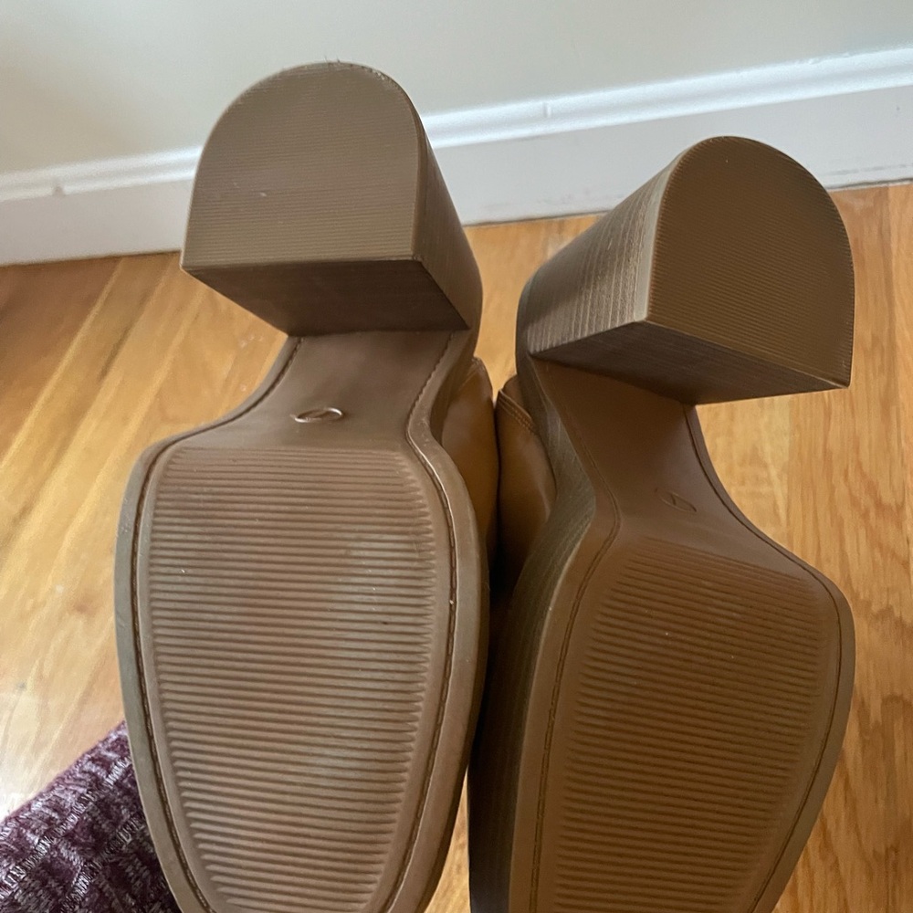 Universal Thread Tan Platform Mules size 7 - image 9